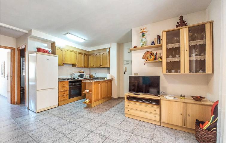 Apartamento vacacional entero, Moderno Apartamento de 70m2: AC, Parking, Terraza, 100m a Playa Masbó in Platja Belcaire (Moncofa), Moncófar