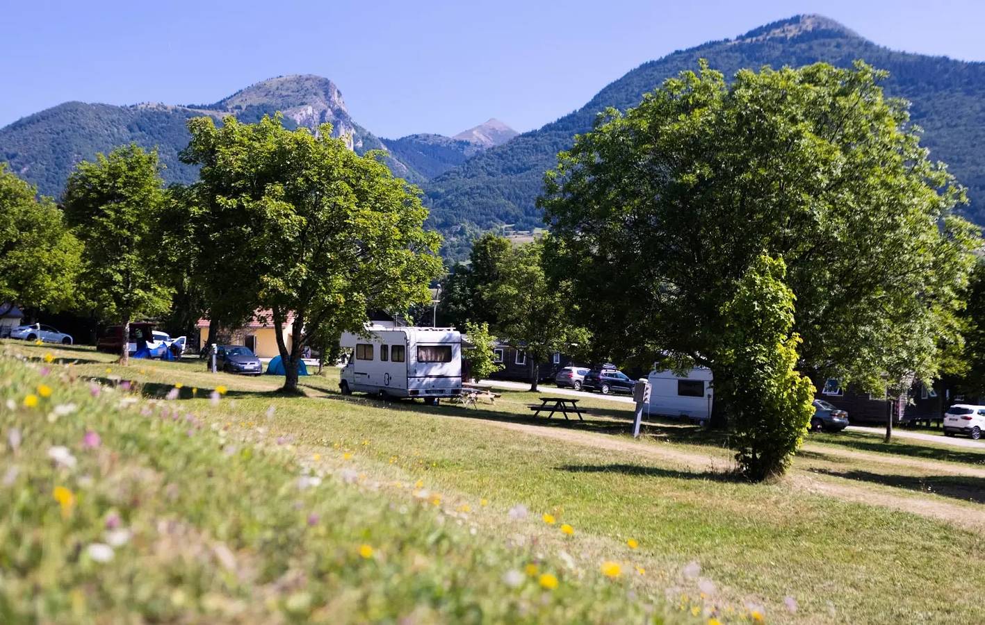 Coco Sweet (sans sanitaires) 4 personnes in Lus-la-Croix-Haute, Parc naturel régional du Vercors