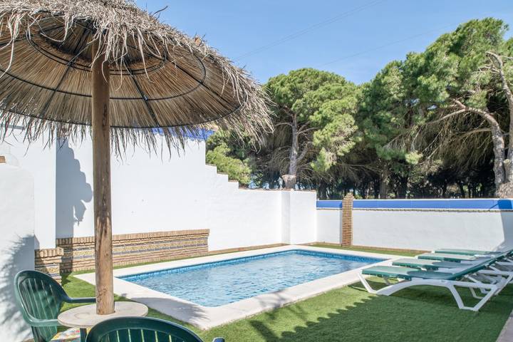 Casa Rural Rafy : Piscine Privée, Wi-Fi et Climatisation à Roche in Conil de la Frontera, Costa de la Luz