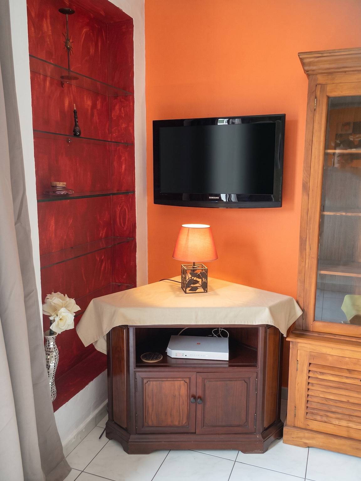 Appartement entier, Appartement charmant à Saint-Denis avec vue sur la mer - 43 m² in Saint-Denis (Réunion), Île de la Réunion