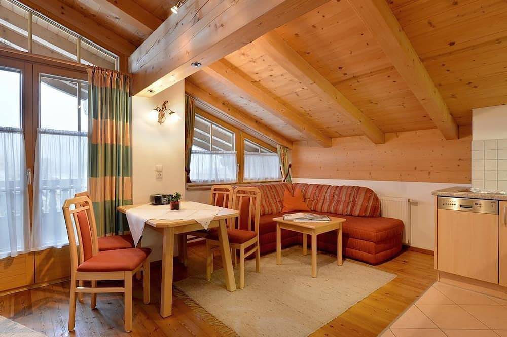 Ganze Wohnung, App 4, 1 Schlafr.,1 Wohnschlafr. /Du od. Bad Wc - Appartments Antoniushof in Ellmau - SkiWelt, Ellmau