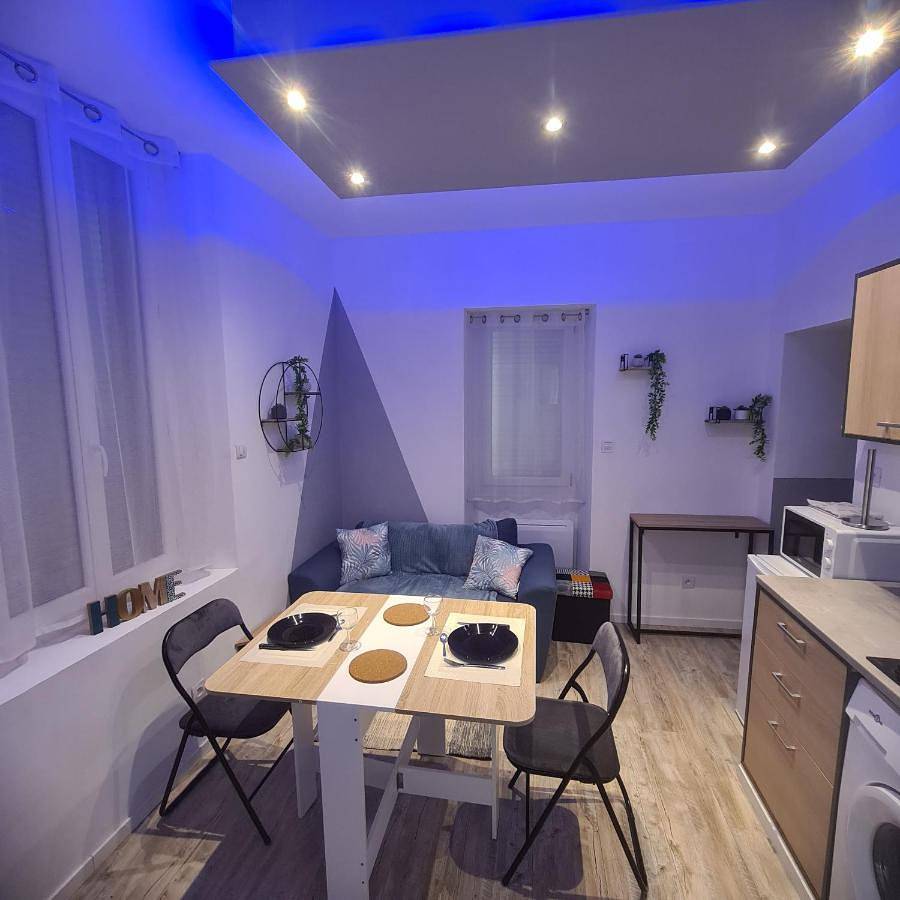 Appartement entier, One-Bedroom Apartment in Tuchan, Côte méditerranéenne (France)