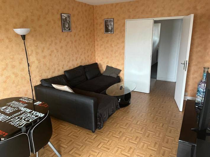 Gîte pour 8 personnes, avec balcon à Massy - 2