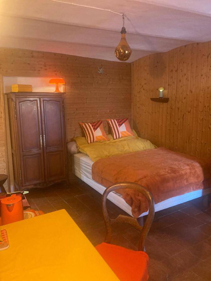 Appartement entier, One-Bedroom Apartment in La Turbie, Côte méditerranéenne (France)
