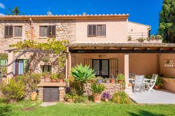 Villa in Pollença, Serra de Tramuntana für 4 