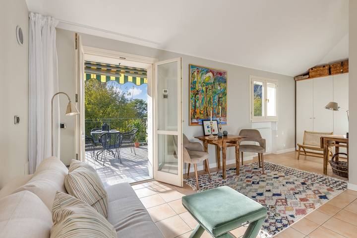 Gîte pour 2 personnes, avec Terrasse et Vue sur le lac dans Porlezza - 2