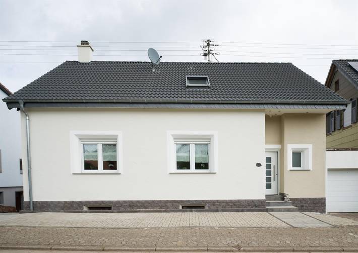 Vakantiewoning voor 6 personen, with Balkon and Terras as well as Tuin in Merzig