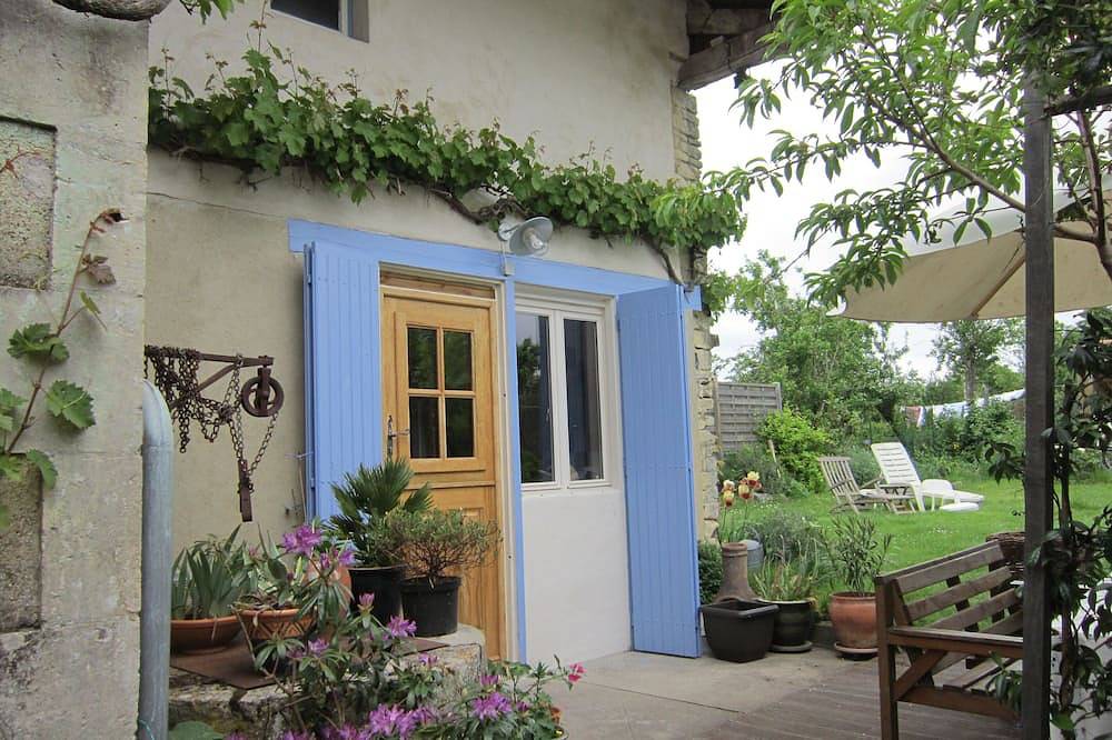 Maison de village de caractère au cœur de la Venise Verte, Marais Poitevin in Arçais, Région de Niort
