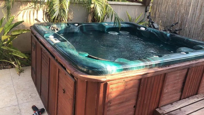 Ferienwohnung für 4 Personen, mit Garten und Whirlpool - 1