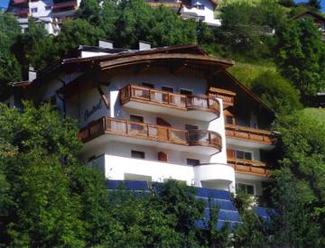 Ferienwohnung für 2 Personen, mit Balkon und Ausblick sowie Sauna in Kappl
