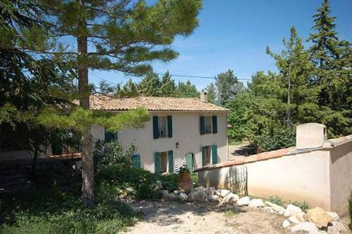 Location de vacances pour 8 personnes, avec Terrasse et Jardin à Ansouis