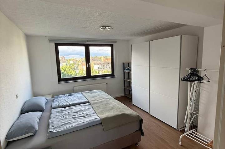Ganze Wohnung, Gemütliche Stadtunterkunft mit Streetview 75 Zoll Tv in Düren, Kreis Düren