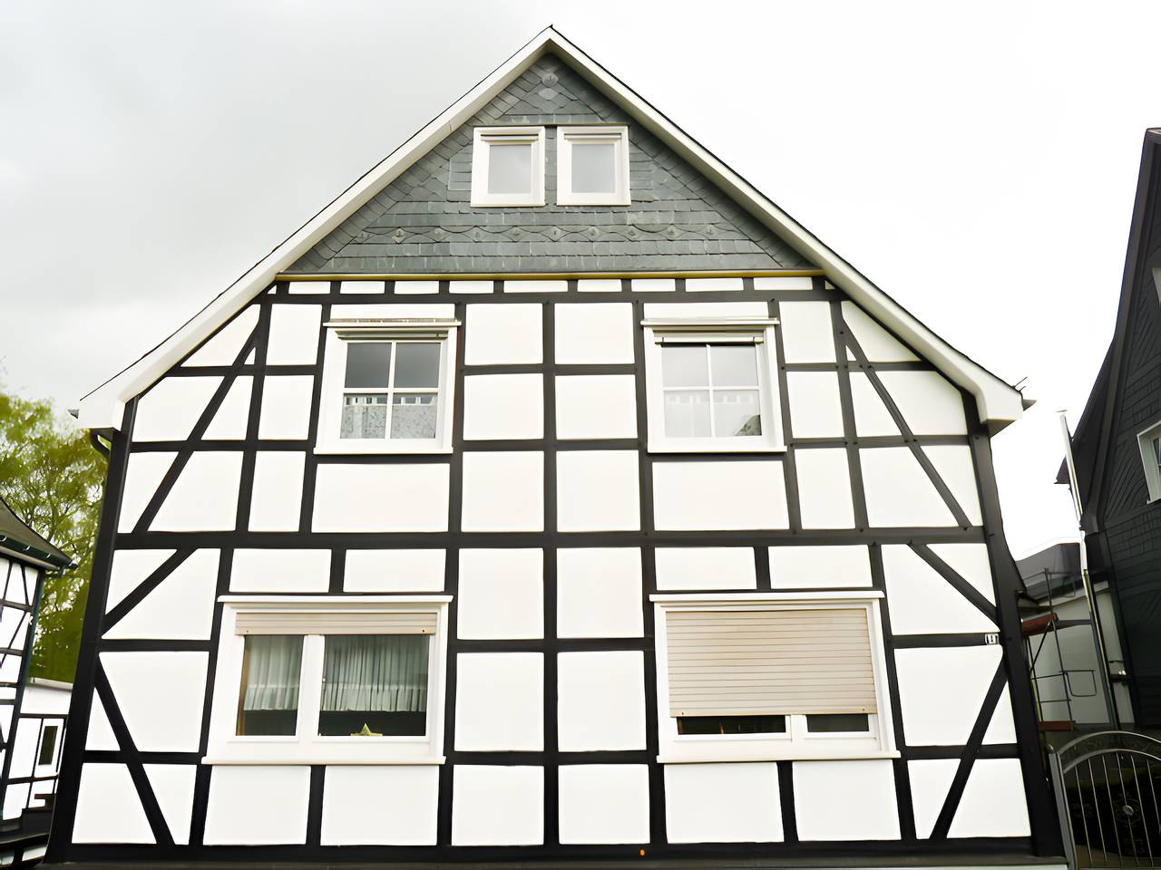 Ganze Wohnung, Apartment 'Klose' mit privater Terrasse, Balkon und Wlan in Bad Fredeburg, Schmallenberg