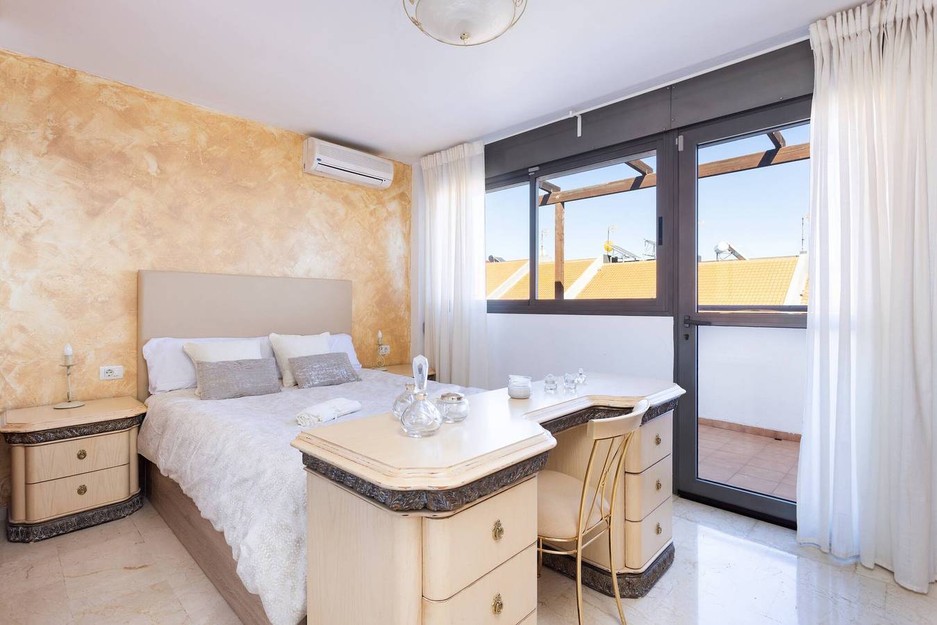 Holiday home for 6 people with garden in Candelaria, South Tenerife