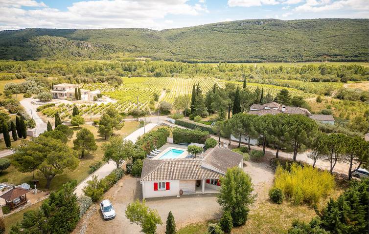 Appartement avec piscine - 500m de la rivière in Prades-sur-Vernazobre, Région de Béziers