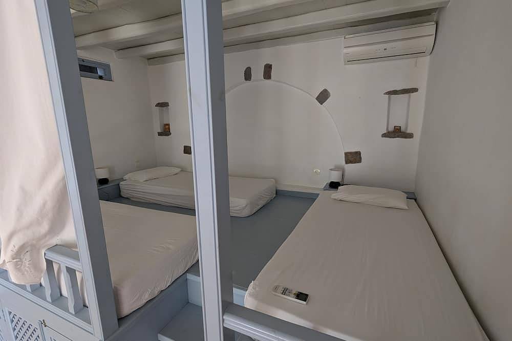 Property with 2 charming Patmos style family homes in Skala (Patmos), Dodecanese