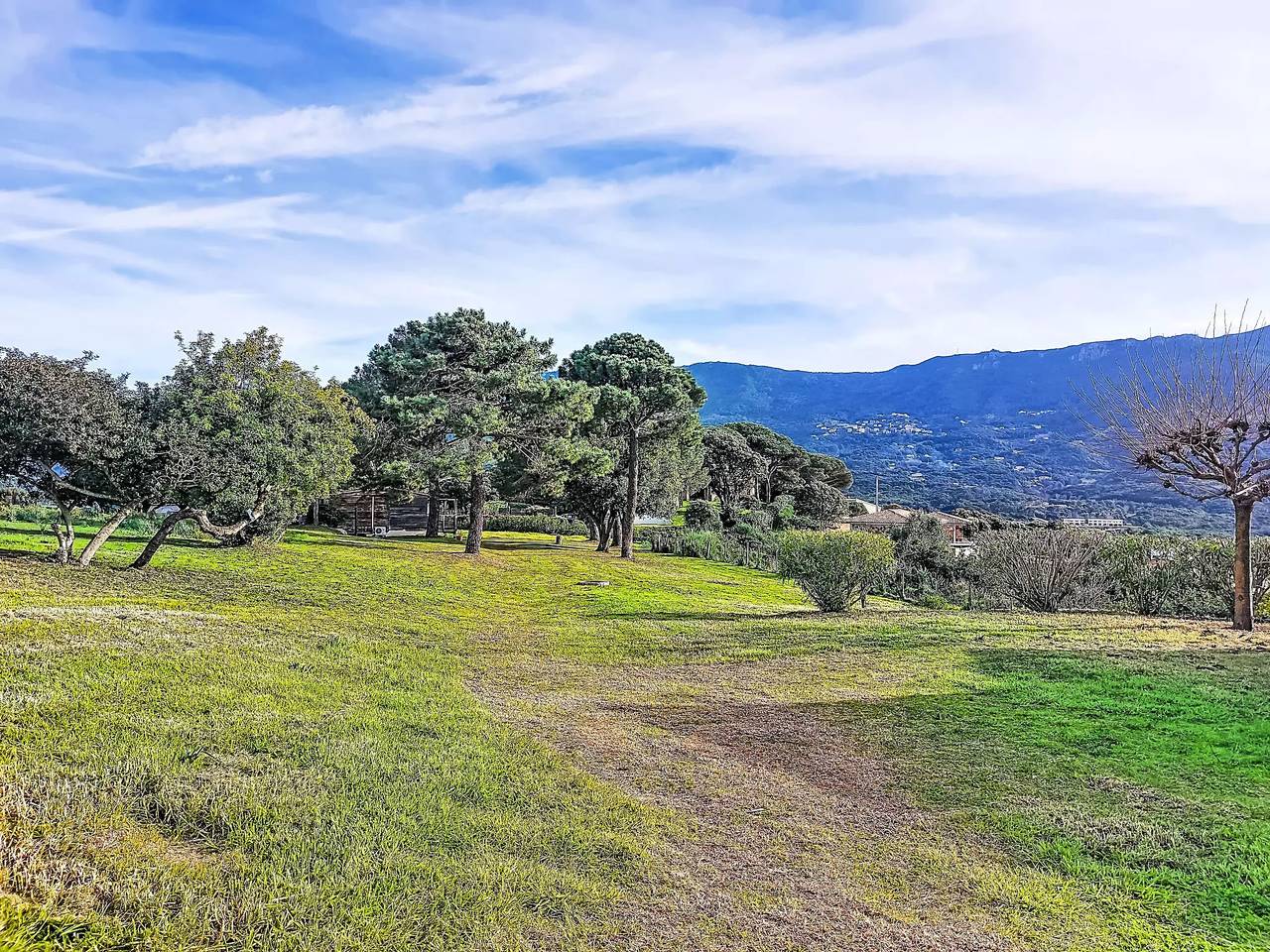 Casa 4 Personas in Tiuccia, Calcatoggio