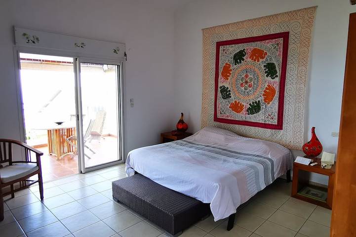 Villa \"Cazalyne\" classified**** swimming pool ocean view in Saint-Leu, Reunión
