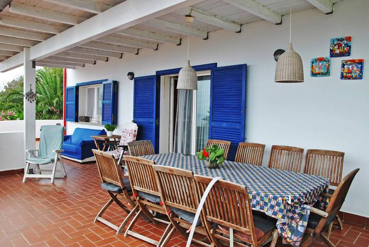 Resort Villa Giulia vista mare con piscina e camere con bagno privato in Sperlonga, Provincia di Latina
