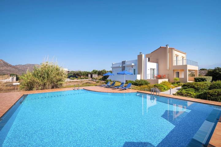 Holiday rental for 6 people, with garden and pool as well as terrace, with pets in Chania