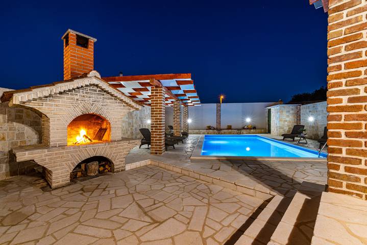 Villa Mendula Zadar Villas in Pridraga, Zadar