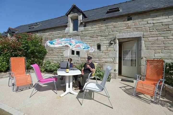 Gîte pour 4 personnes, avec terrasse et jardin