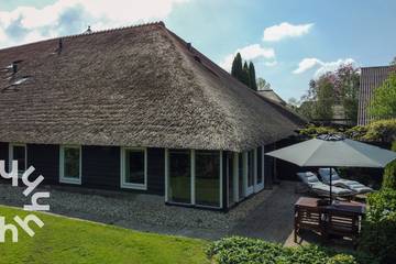 Ferienhaus für 2 Personen, mit Terrasse und Garten in Giethoorn