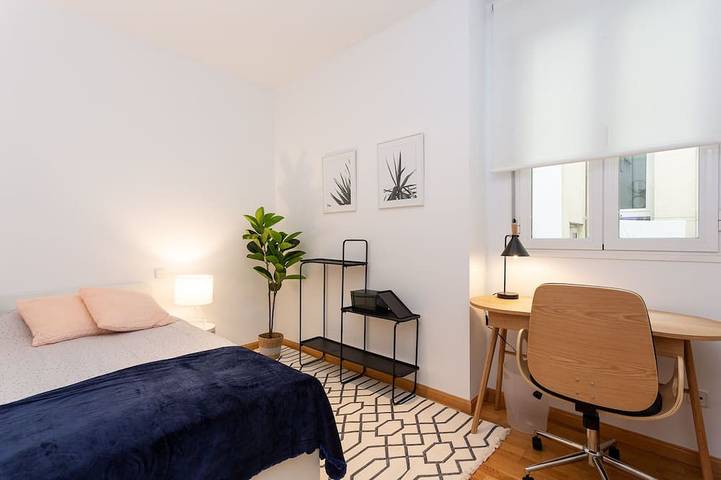 Appartamento intero, Comfortable apartment in Madrid's Barrio de las Letras in Centro (Madrid), Madrid