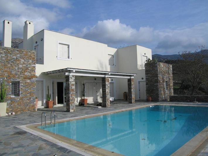 Location de vacances pour 6 personnes, avec jardin ainsi que piscine et vue, animaux acceptés dans Carystos - 2