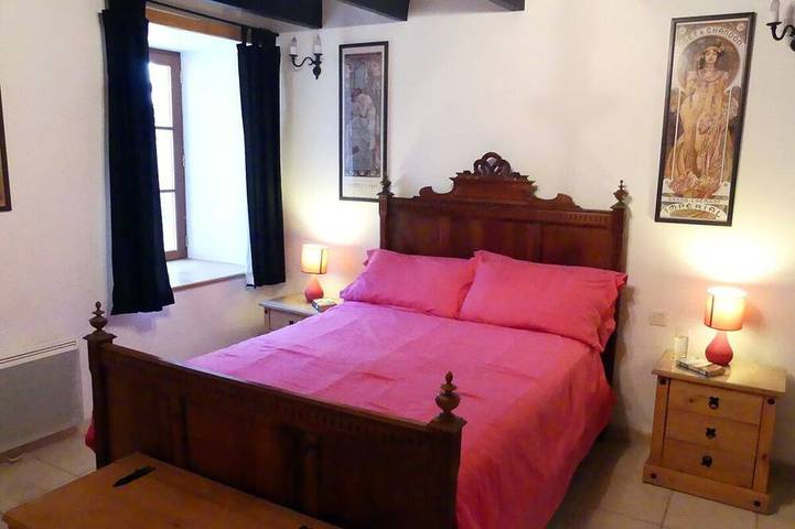 Location de vacances pour 7 personnes, avec terrasse à Sigournais - 2