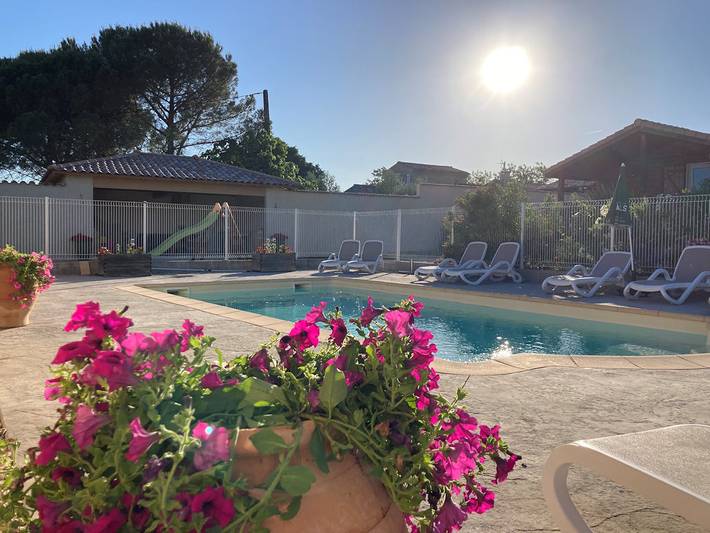 Chalet pour 5 personnes, avec piscine ainsi que terrasse et jardin en Ardèche - 4