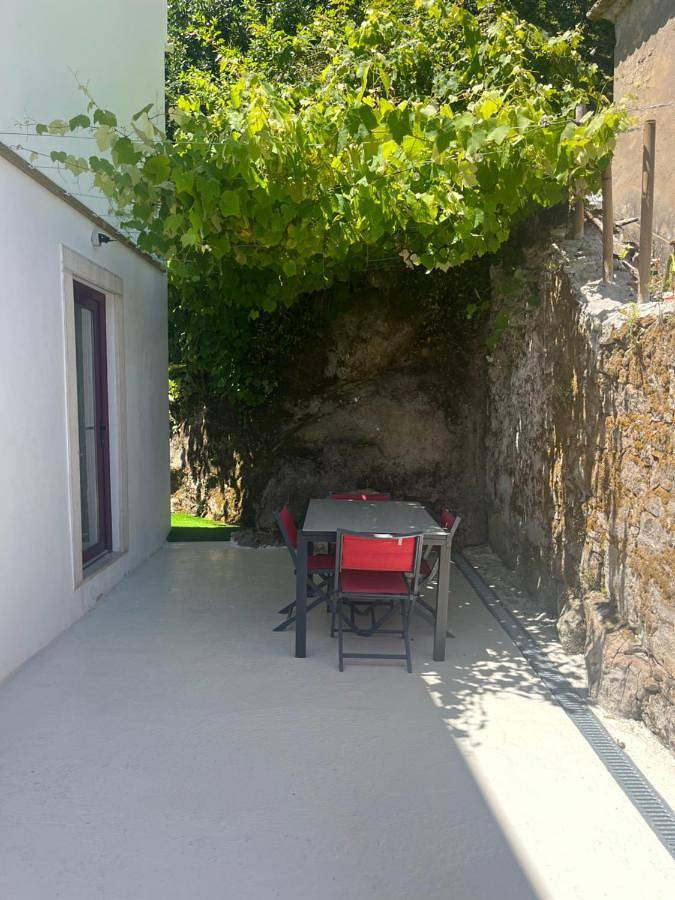 Casa rural para 4 personas, con jardín además de vistas y piscina, Se admiten mascotas en Sintra - 4
