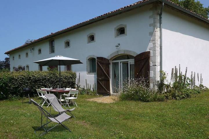Location de vacances pour 5 personnes, avec jardin à Saubion