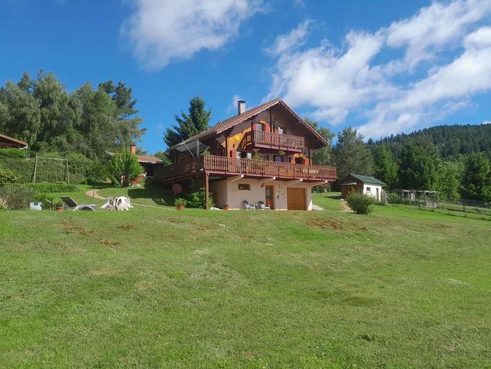 Maison d’hôte pour 4 personnes, avec Balcon et Jacuzzi ainsi que Terrasse et Jardin dans les Vosges