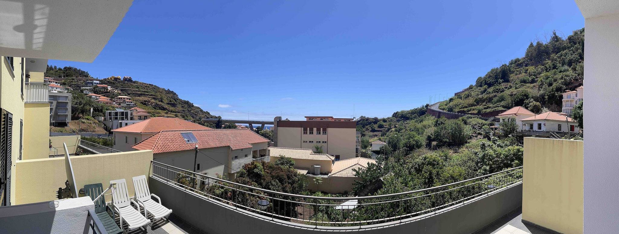 Apartamento inteiro, Apartamento de férias para 5 pessoas in Santa Cruz (Madeira), Madeira