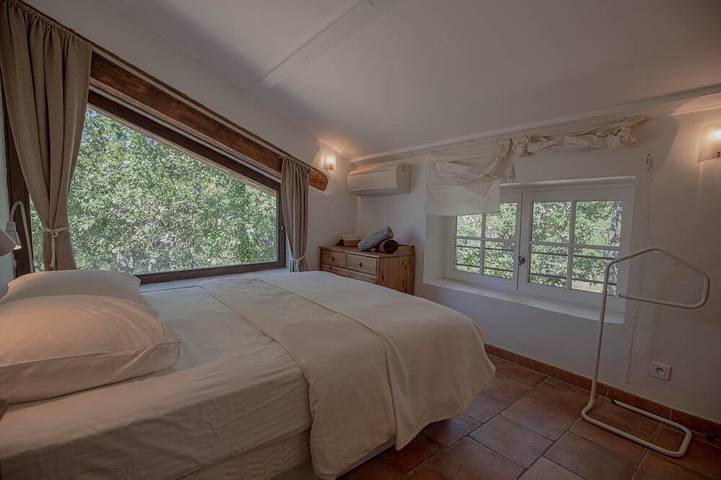 Gîte pour 4 personnes, avec jardin et piscine à Saint-Martin-de-Castillon - 3