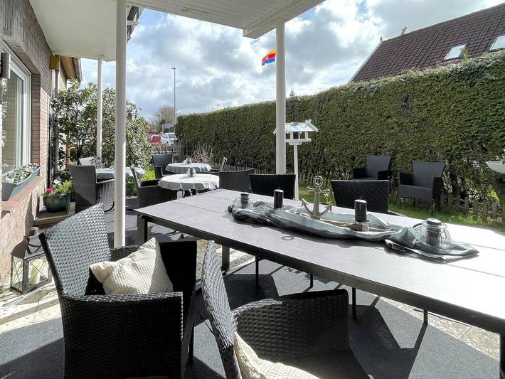 Zimmer für 3 Personen, mit Terrasse und Garten