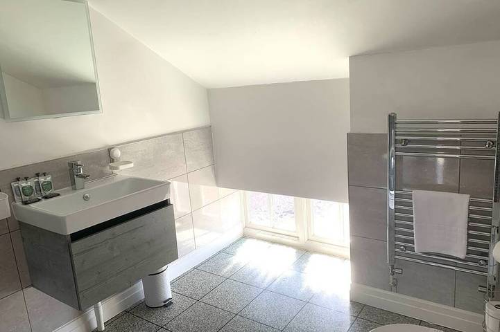 Apartment for 4 people, with pets in Exeter