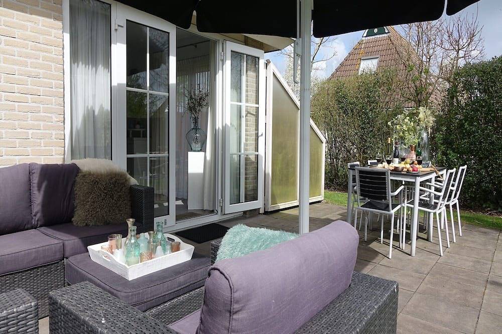 Wellness aan het Water in Earnewoude in Eernewoude, Nationaal Park De Alde Feanen