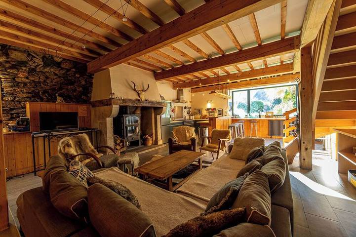 Villa pour 12 personnes, avec Jacuzzi ainsi que Terrasse et Jardin dans Béarn - 4
