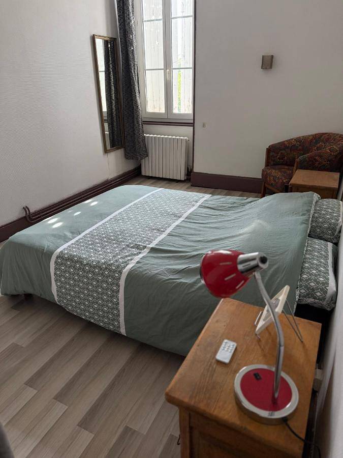 Gîte pour 4 personnes, avec jardin à Imphy - 2