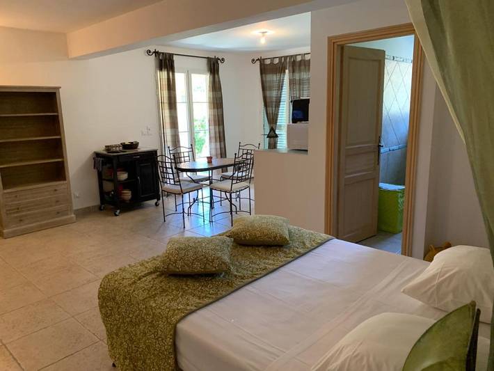 Gîte pour 4 personnes, avec jardin et vue ainsi que terrasse et piscine à Soveria - 2