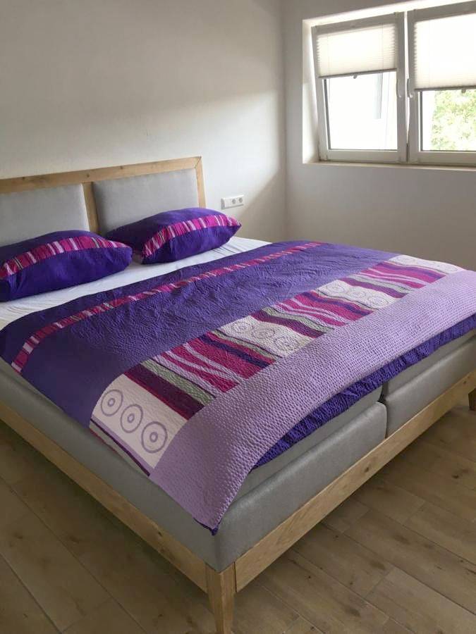 Ferienwohnung für 4 Personen, mit Garten und Ausblick