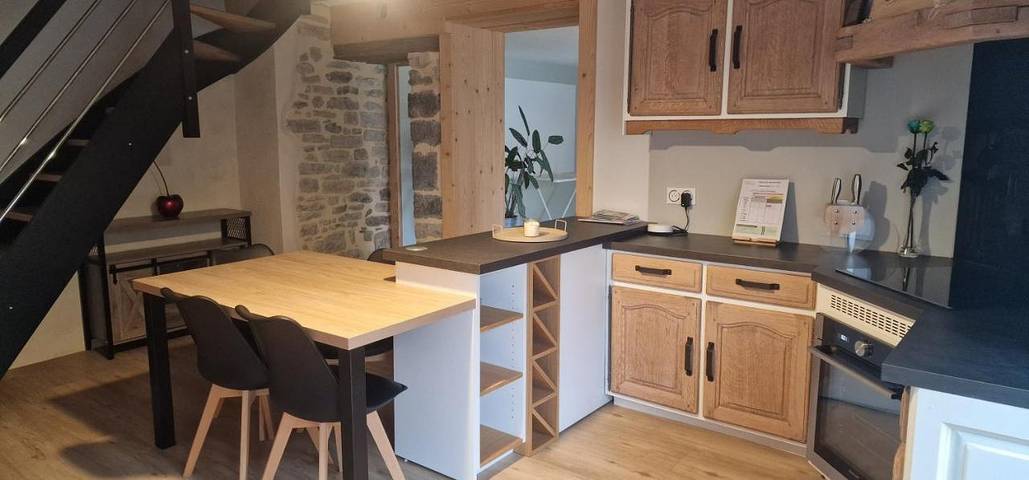 Location de vacances pour 4 personnes, avec jacuzzi et terrasse à Tourmont