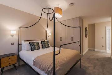 Apartment for 3 People in Windsor, Windsor and Maidenhead, Photo 2