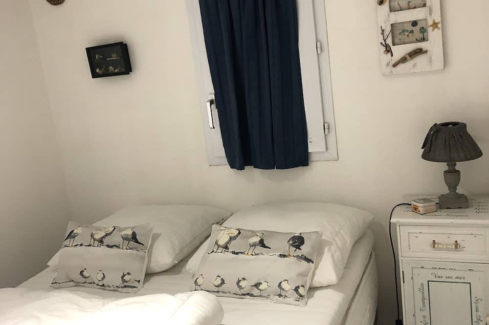 Small villa 2mn from the sea, fishing, (swimming pool )and family fun in La Bernerie-en-Retz, Côte de Jade