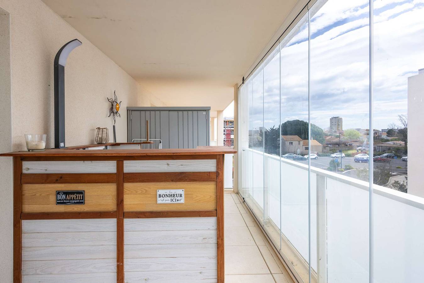 Appartement entier, Loggia Verde – Apartment with Terrace in Sérignan, Côte méditerranéenne (France)