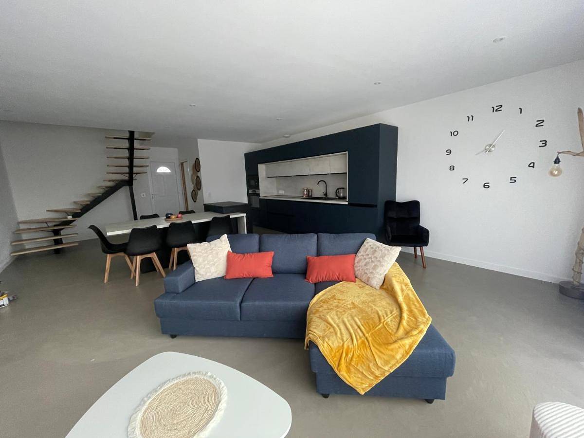 Appartement entier, Three-Bedroom Villa in Saint-Gaudens, Haute-Garonne