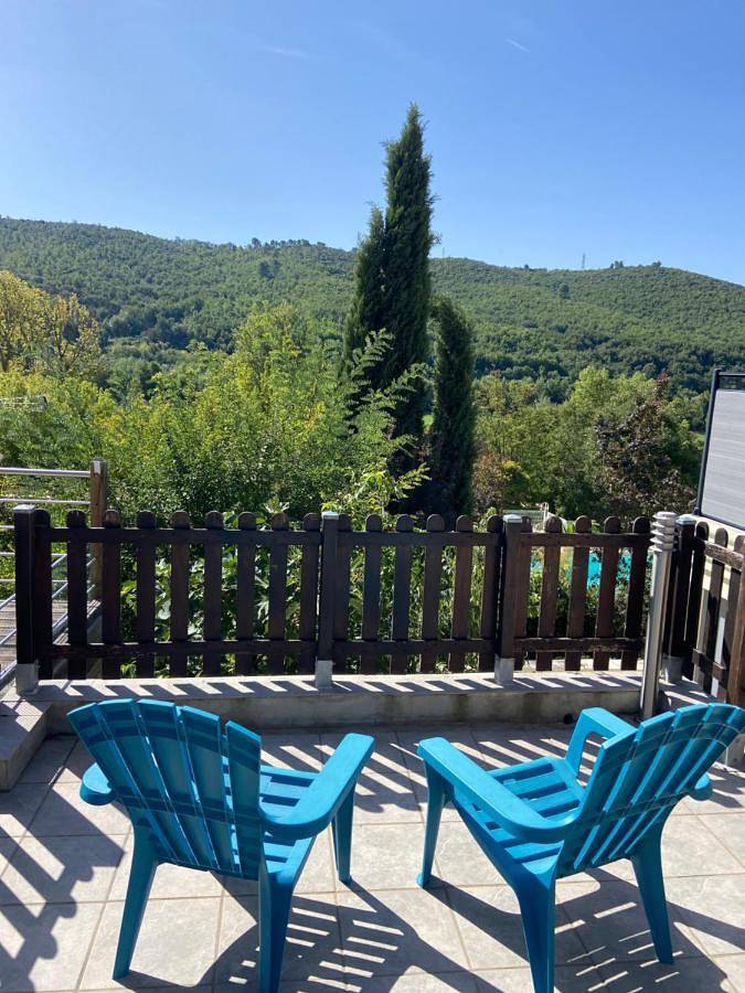 Appartement de vacances pour 4 personnes, avec vue ainsi que piscine et terrasse