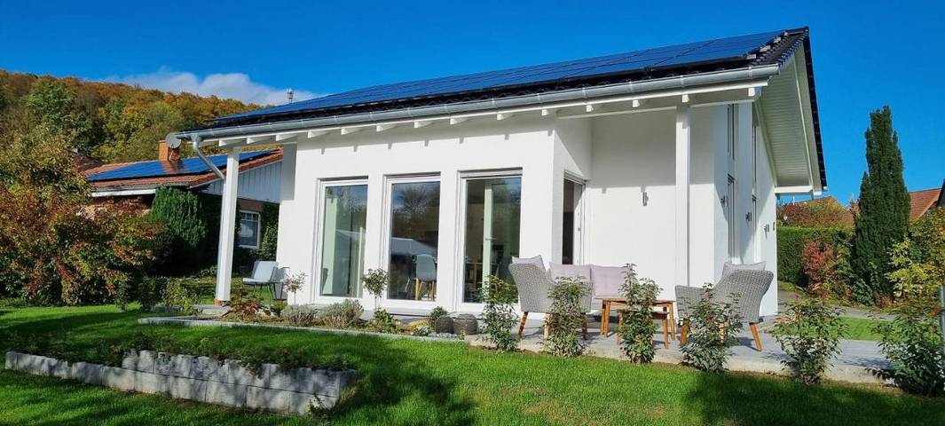 Ferienhaus für 4 Personen, mit Terrasse und Garten